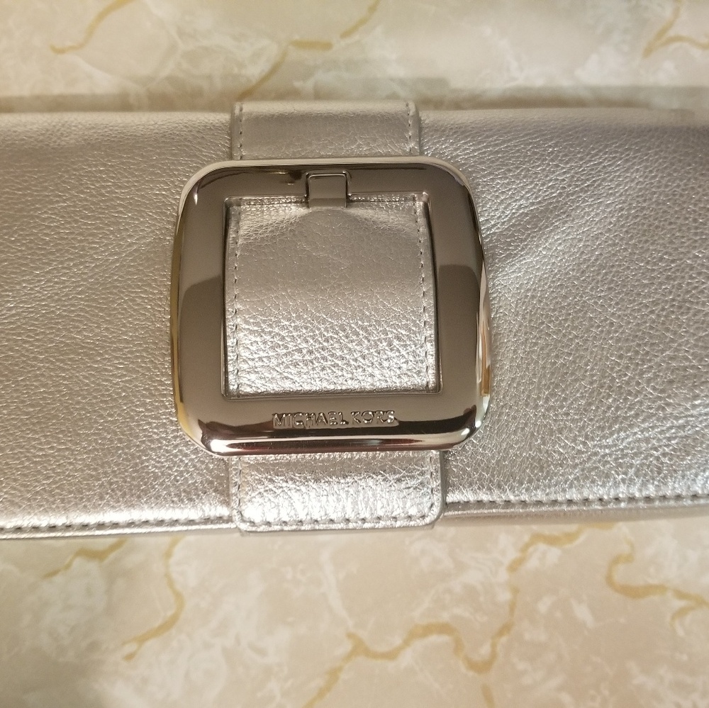 Michael Kors Clutch